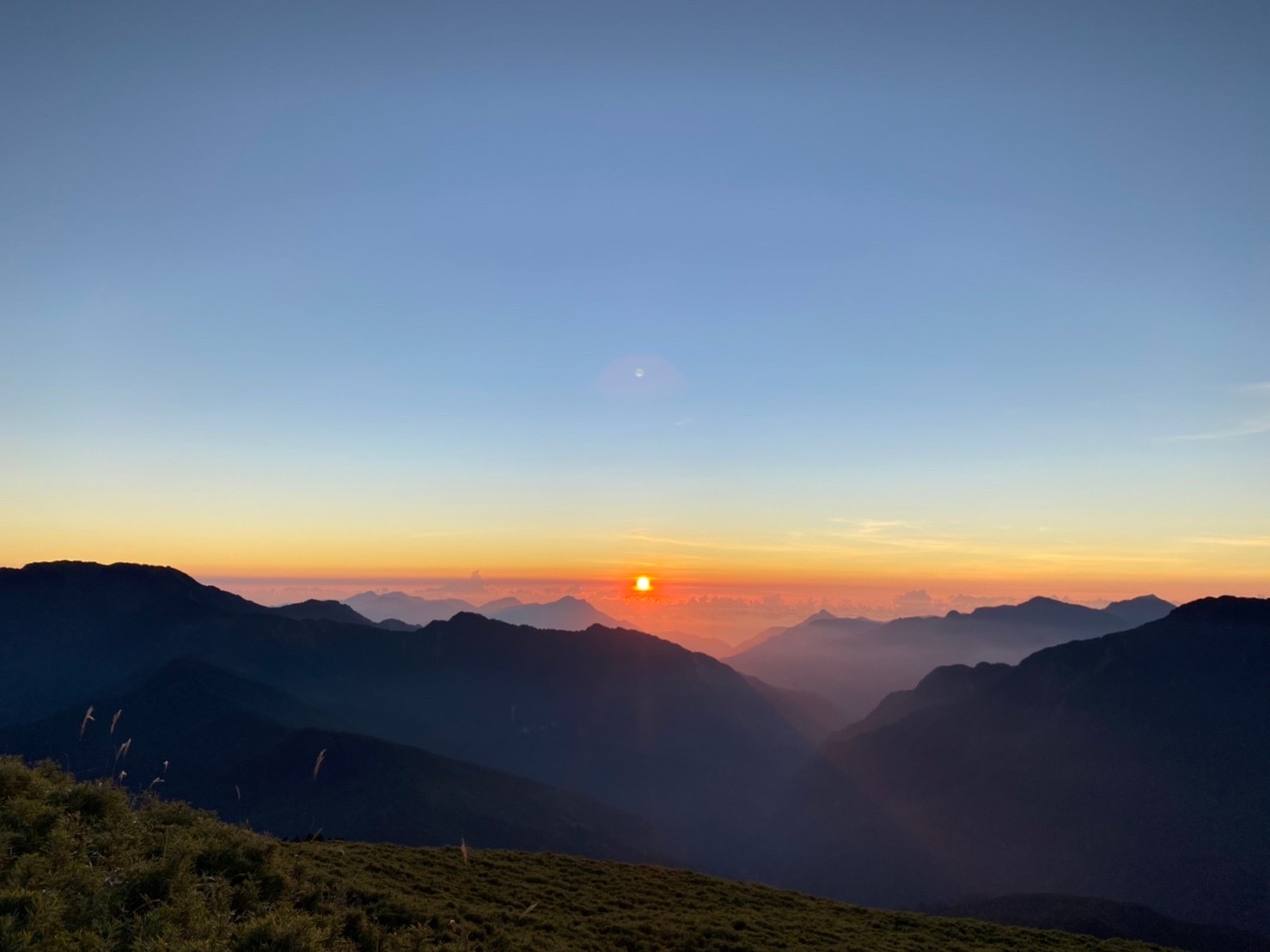 Nantou Hehuan Mountain Peaks for two days and one night | The most beautiful sunrise of Baiyue