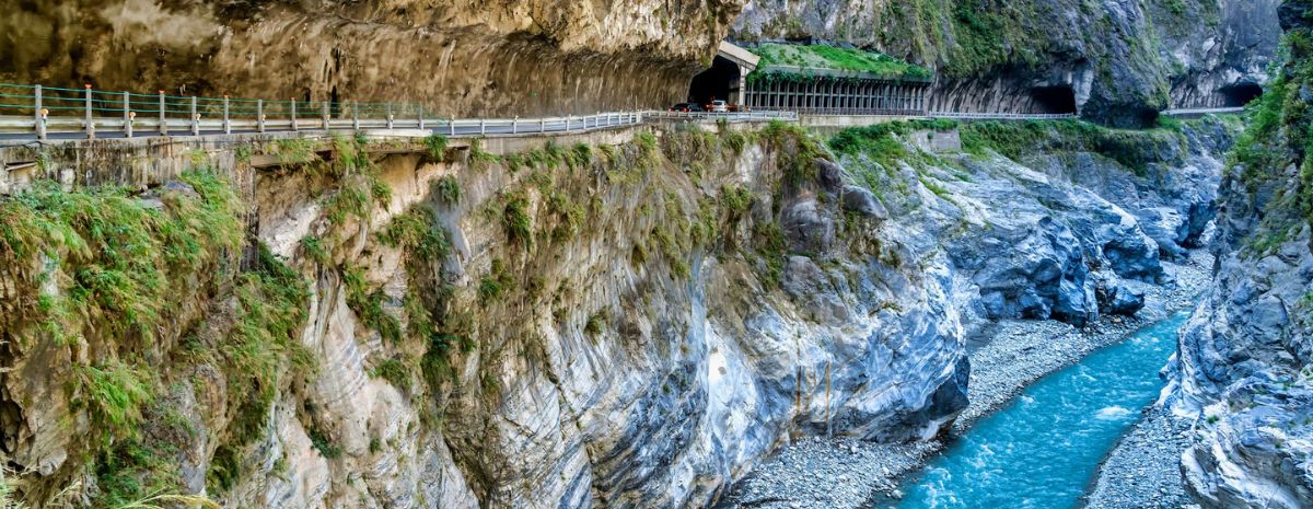 台灣包車推薦|一日遊・多日行程・包車價格與路線整理