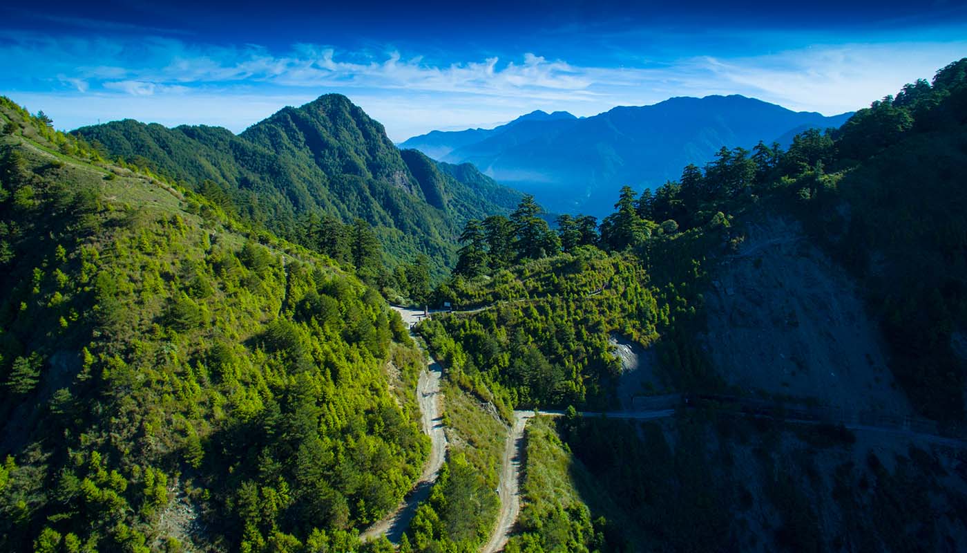 玉山登山口-塔塔加鞍部-楊湘文攝影.jpeg